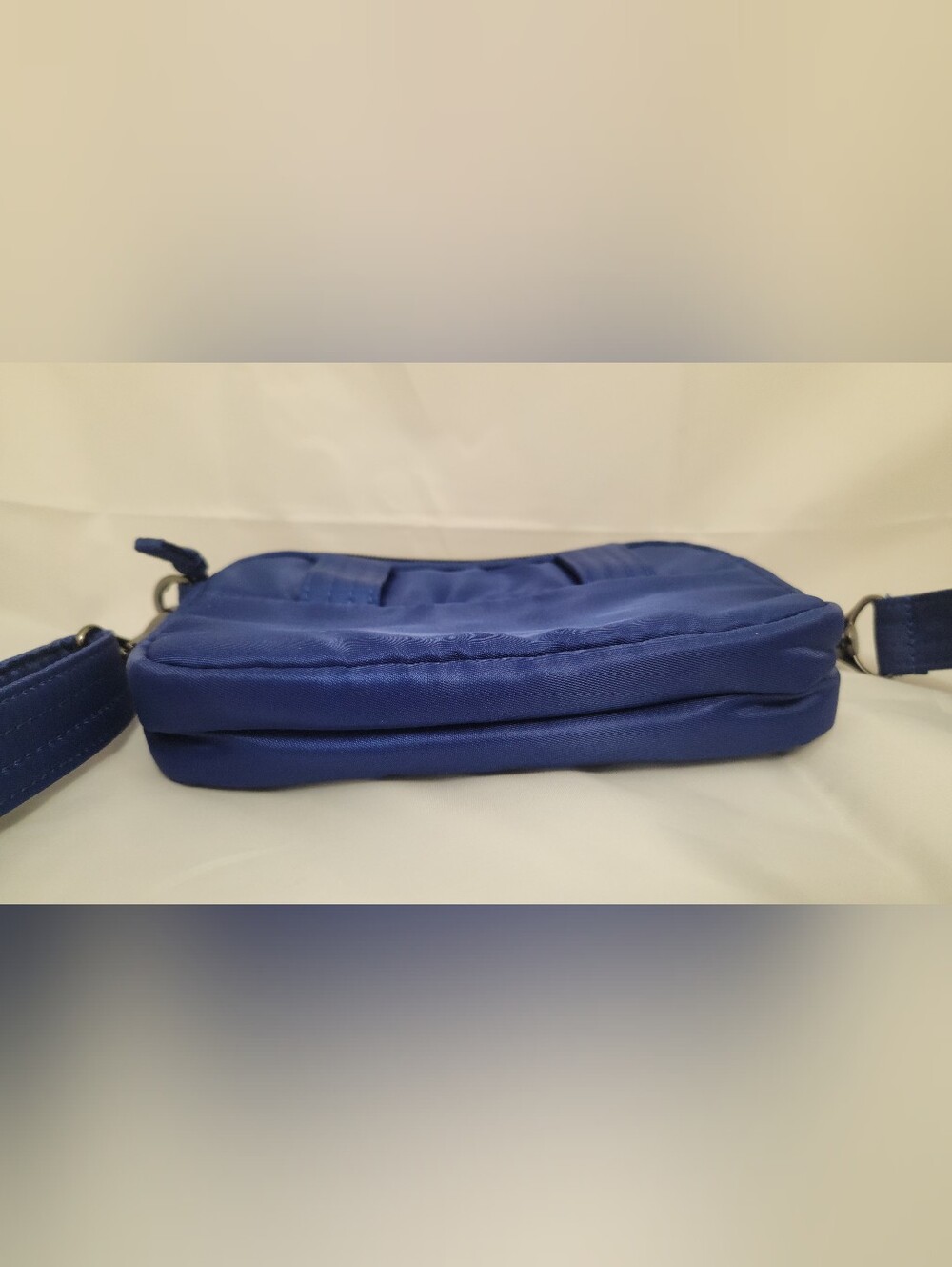 Lug Coupe Quilted Crossbody Bag - Royal Blue Like New - Picture 10 of 10